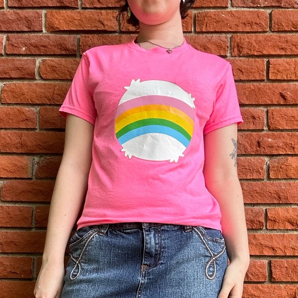 Carebears Cheer Bear graphic tee - Picture 5 of 10